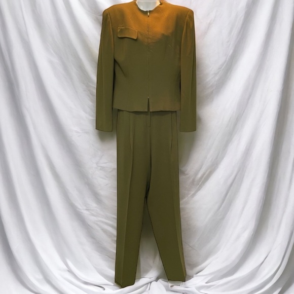 Vintage Women’s Olive Green Pantsuit Blazer Jacket & Pants - Picture 2 of 7
